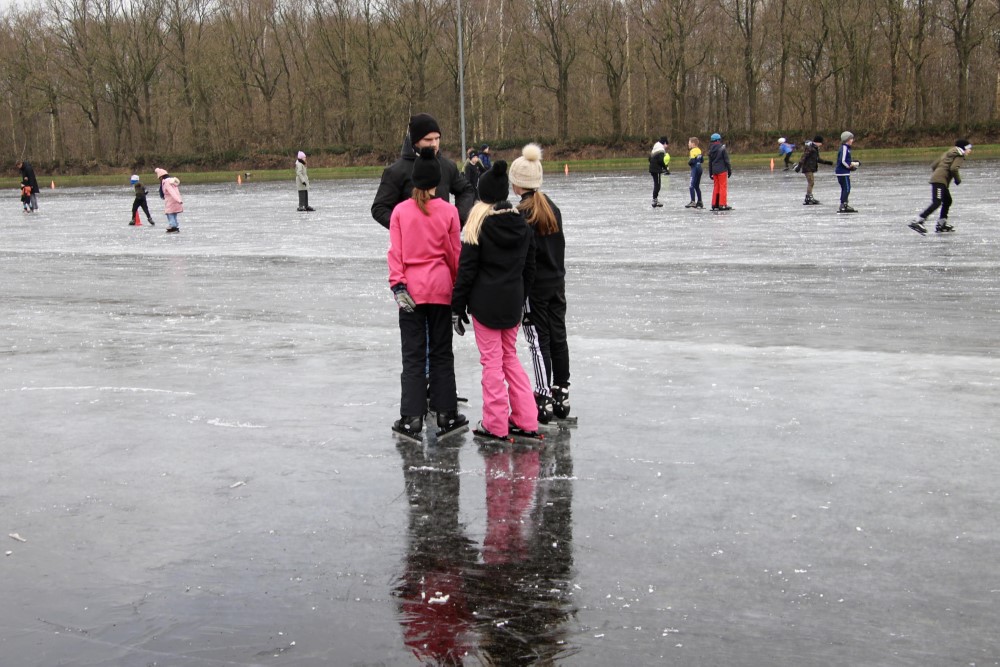 240111 SintNyk ijsbaan schaatsplezier c YvonneBijma 22  1000